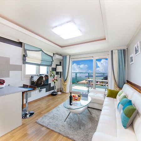 Geoje Haebaram Pension Exteriör bild