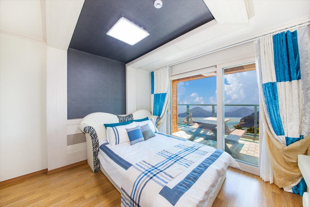 Geoje Haebaram Pension Exteriör bild